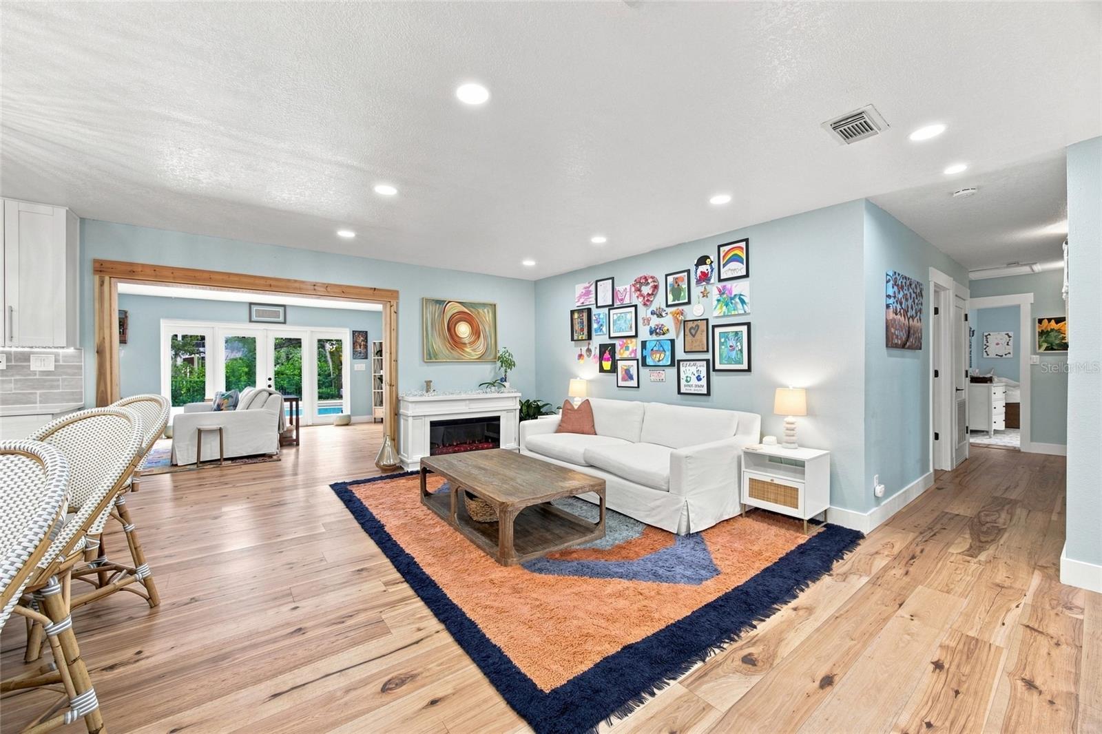 4722 W LAUREL RD — photo 8