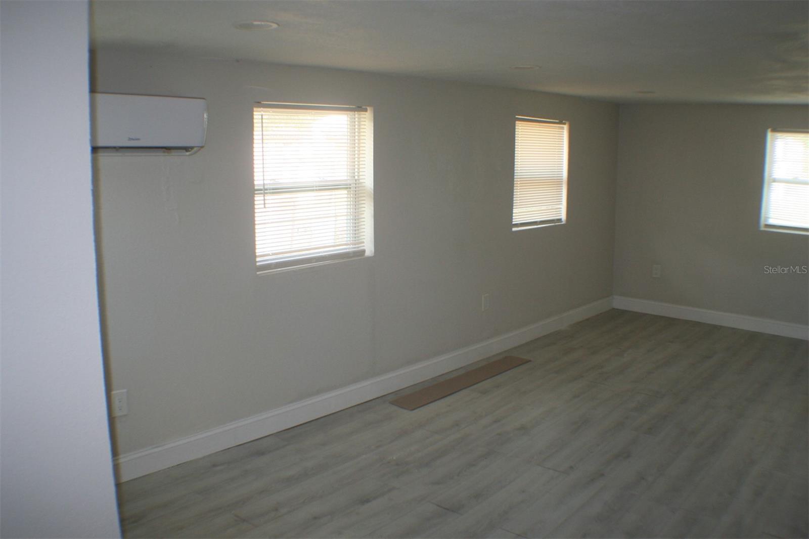 5210 S 84TH ST — photo 7