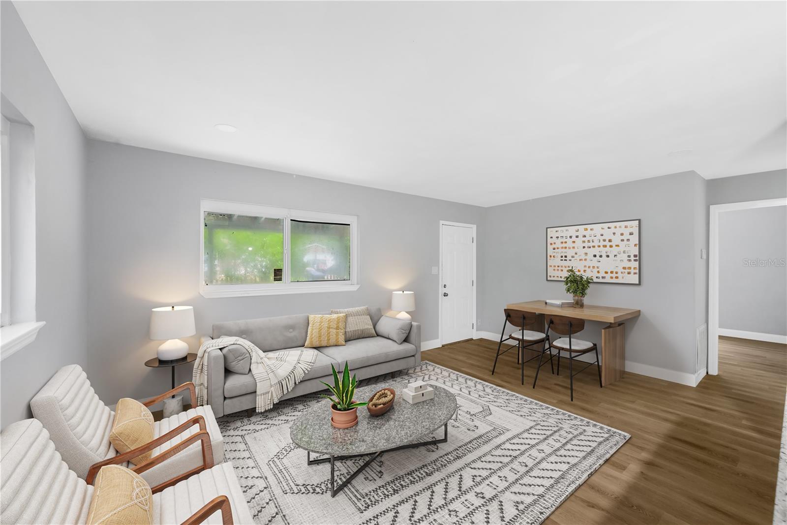 2626 E CHELSEA ST — photo 11