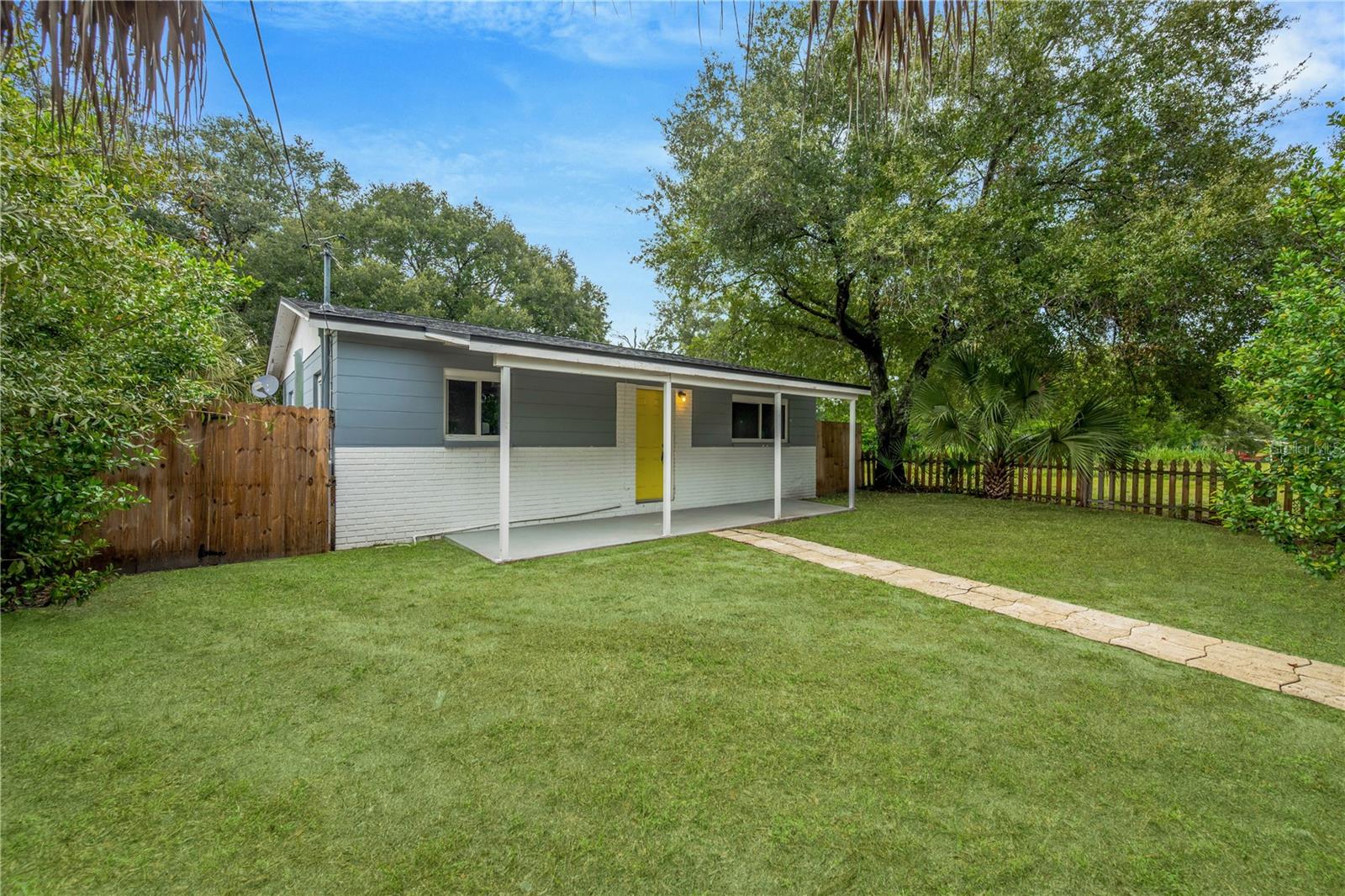 2626 E CHELSEA ST — photo 7