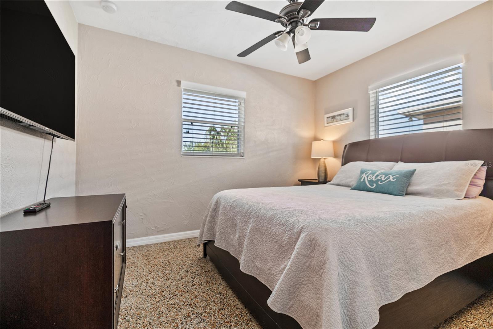 4122 W GRAY ST — photo 12