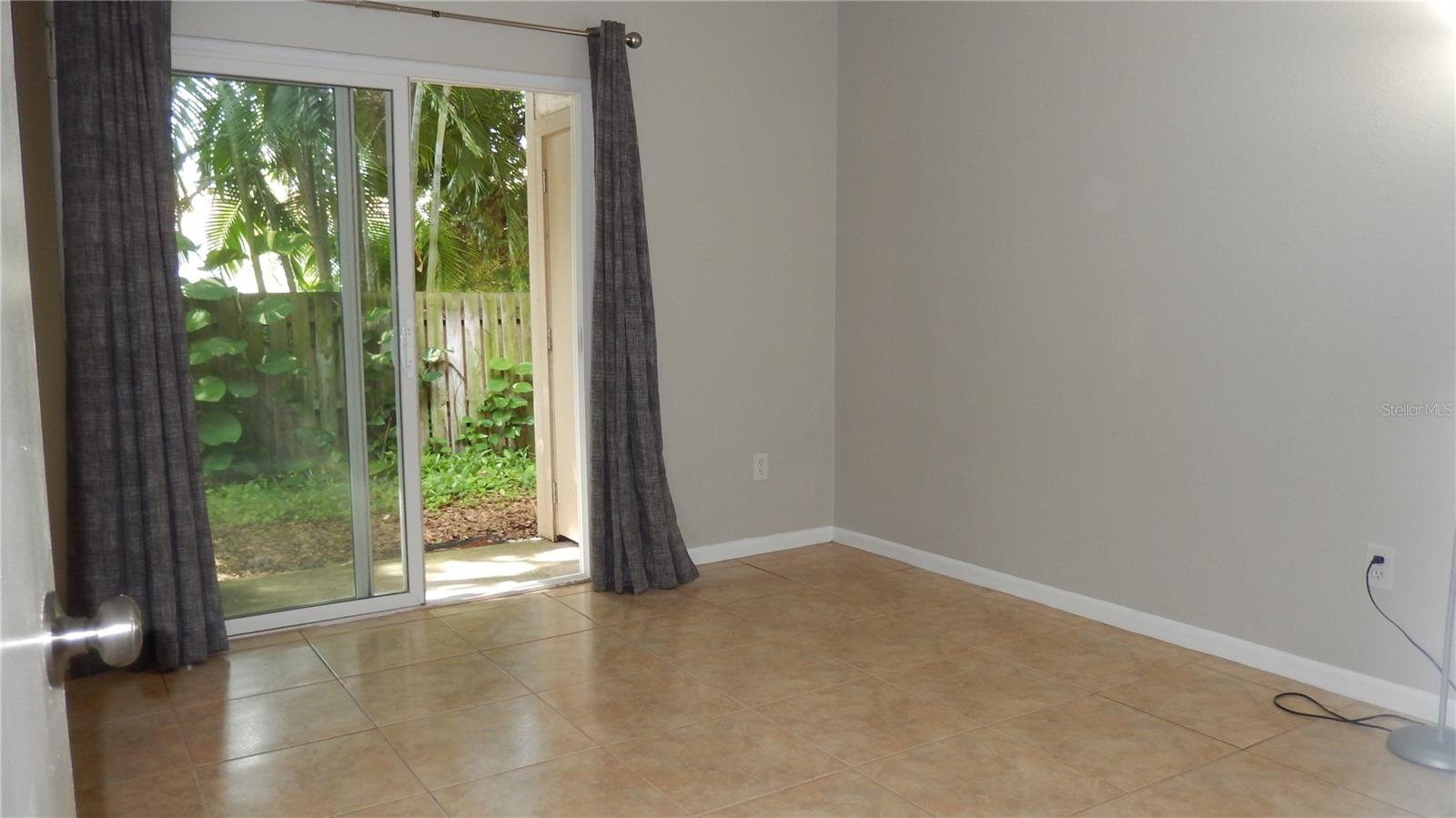 3105 W HORATIO ST #C12 — photo 4
