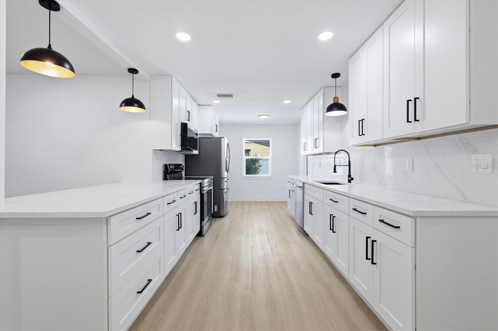 4420 W BAY COURT AVE — photo 12