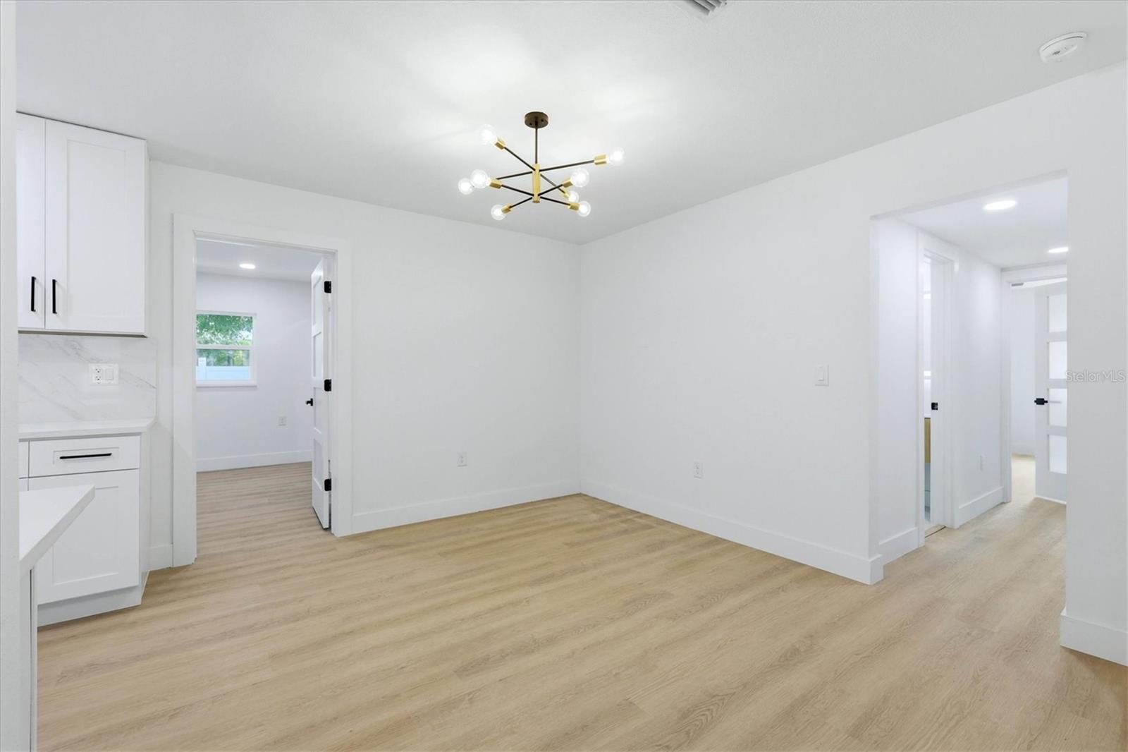 4420 W BAY COURT AVE — photo 9