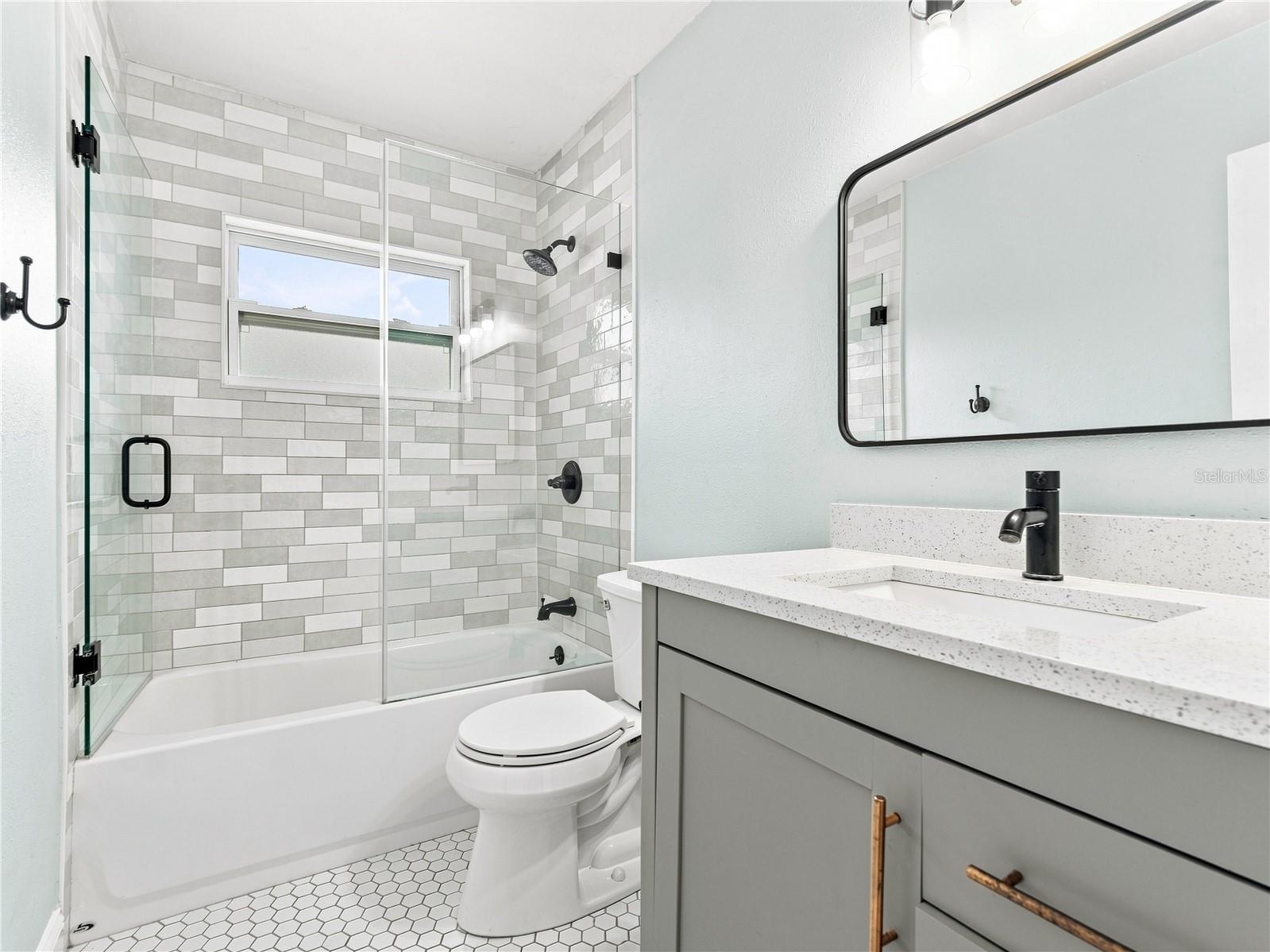 1803 E ANNONA AVE — photo 8