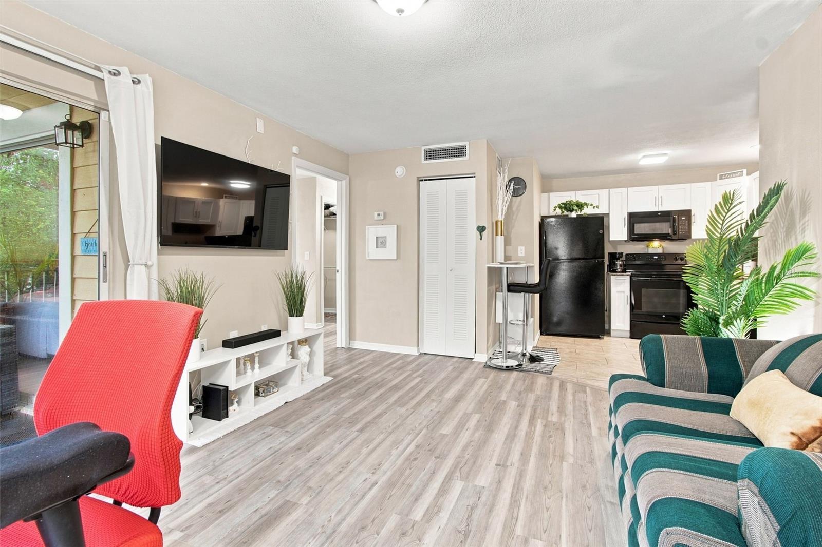 4115 CHATHAM OAK CT #215 — photo 12