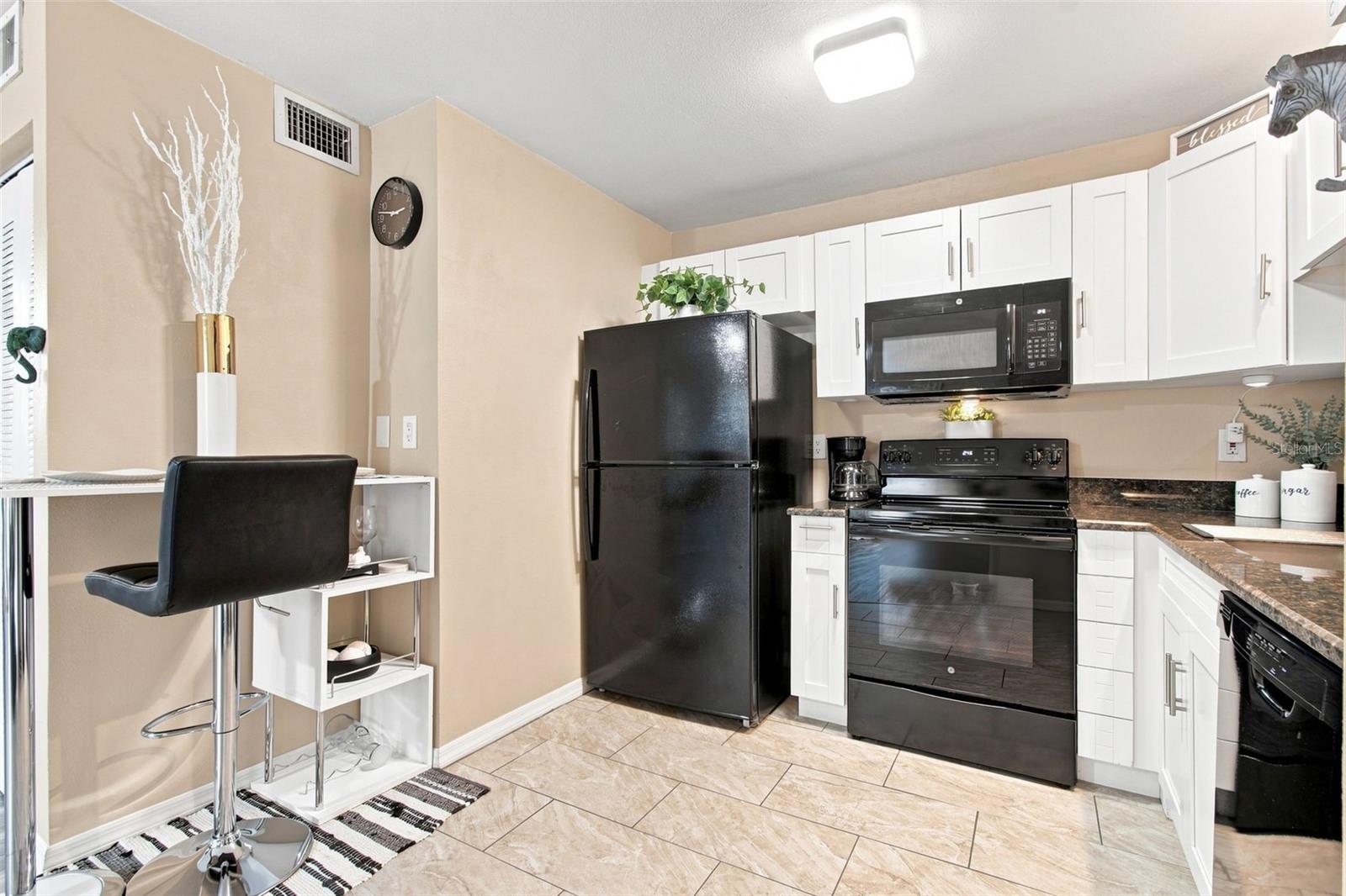 4115 CHATHAM OAK CT #215 — photo 5