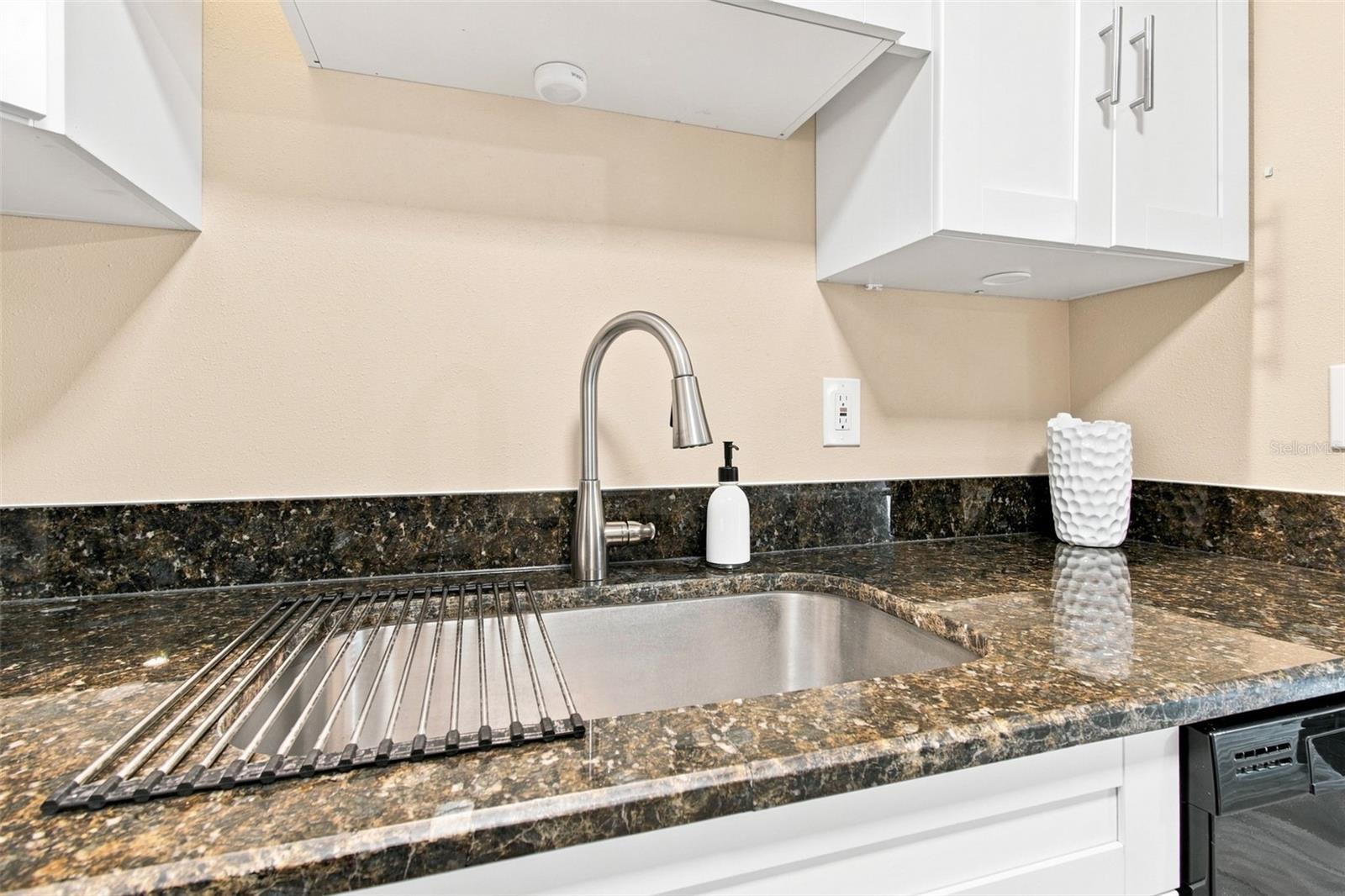4115 CHATHAM OAK CT #215 — photo 9