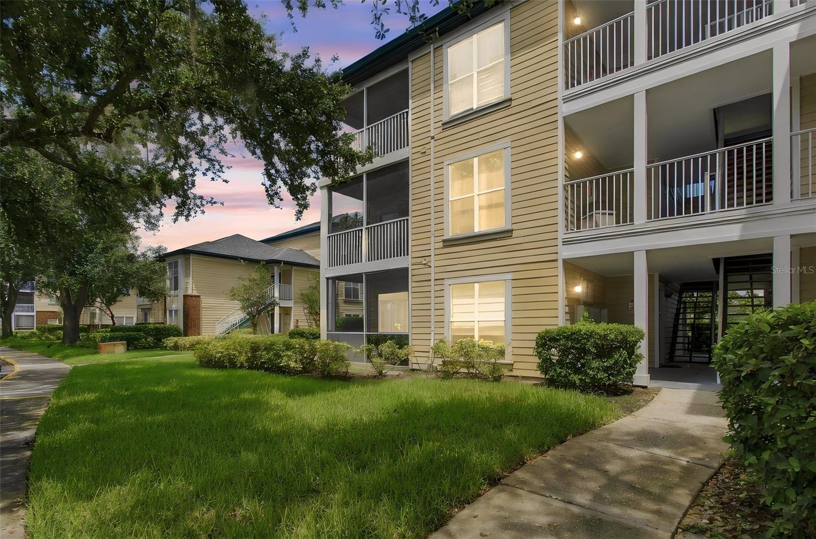 4115 CHATHAM OAK CT #215