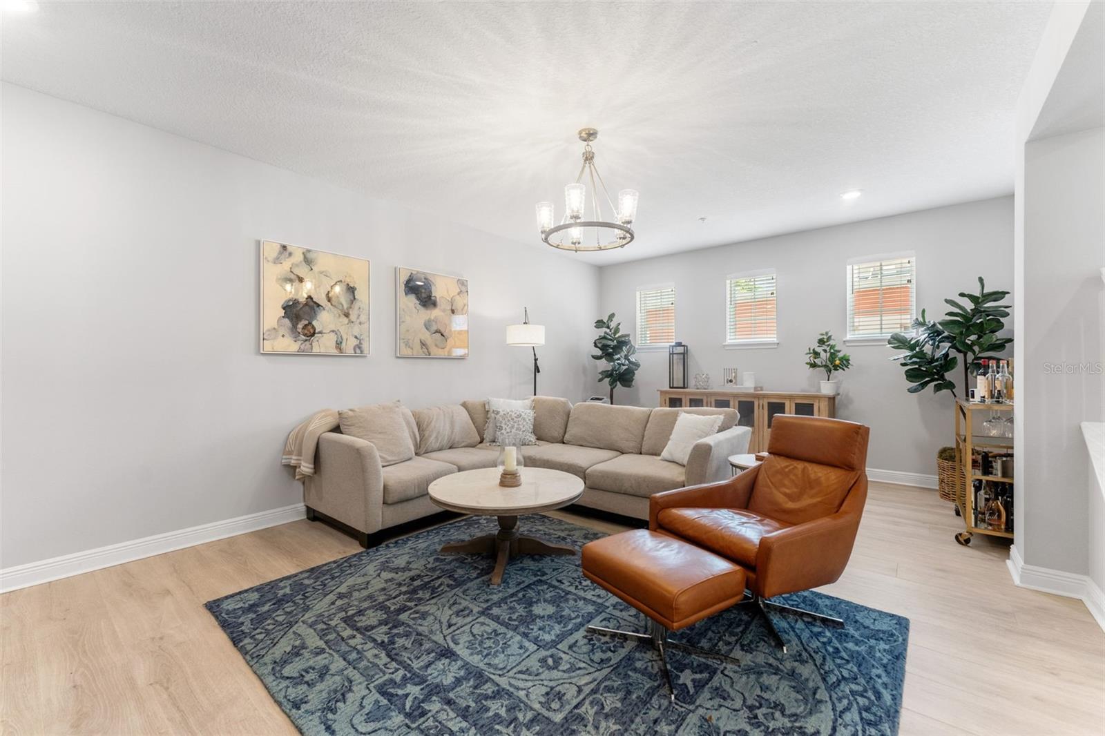 412 S ALBANY AVE #2 — photo 11