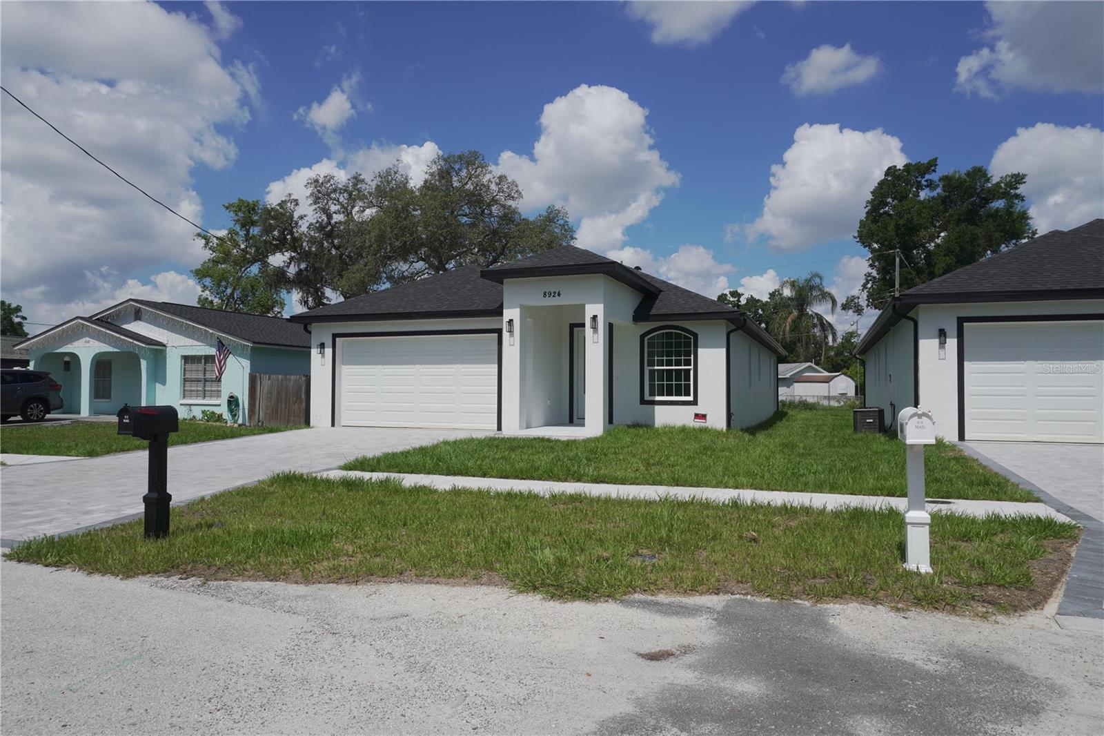 8924 N ORLEANS AVE