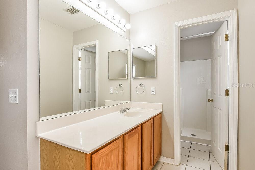 4231 STONEFIELD DR — photo 11