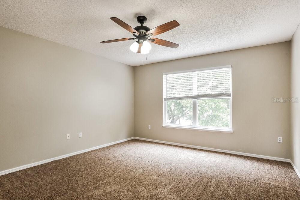 4231 STONEFIELD DR — photo 12