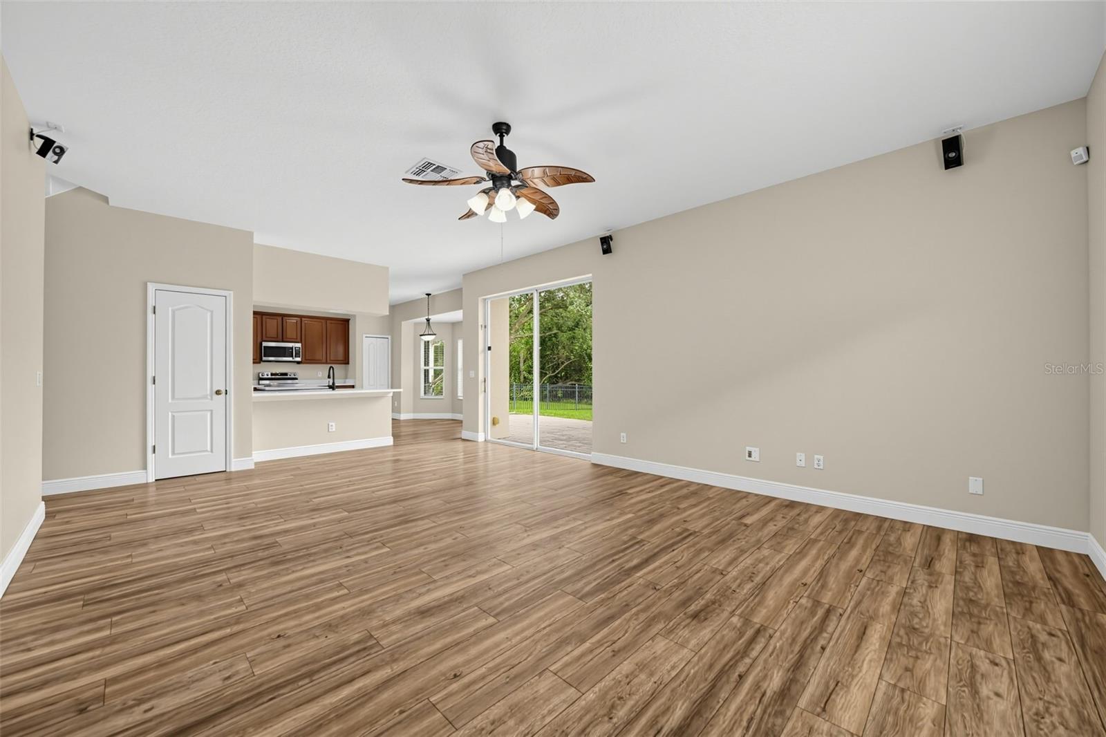 10106 HIDDEN DUNES LN — photo 4