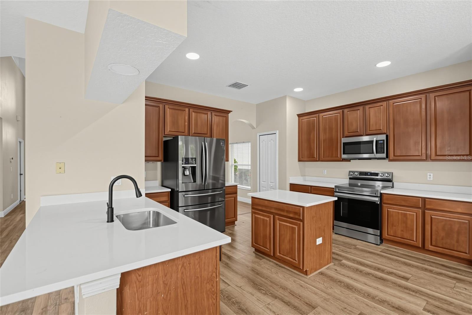 10106 HIDDEN DUNES LN — photo 8