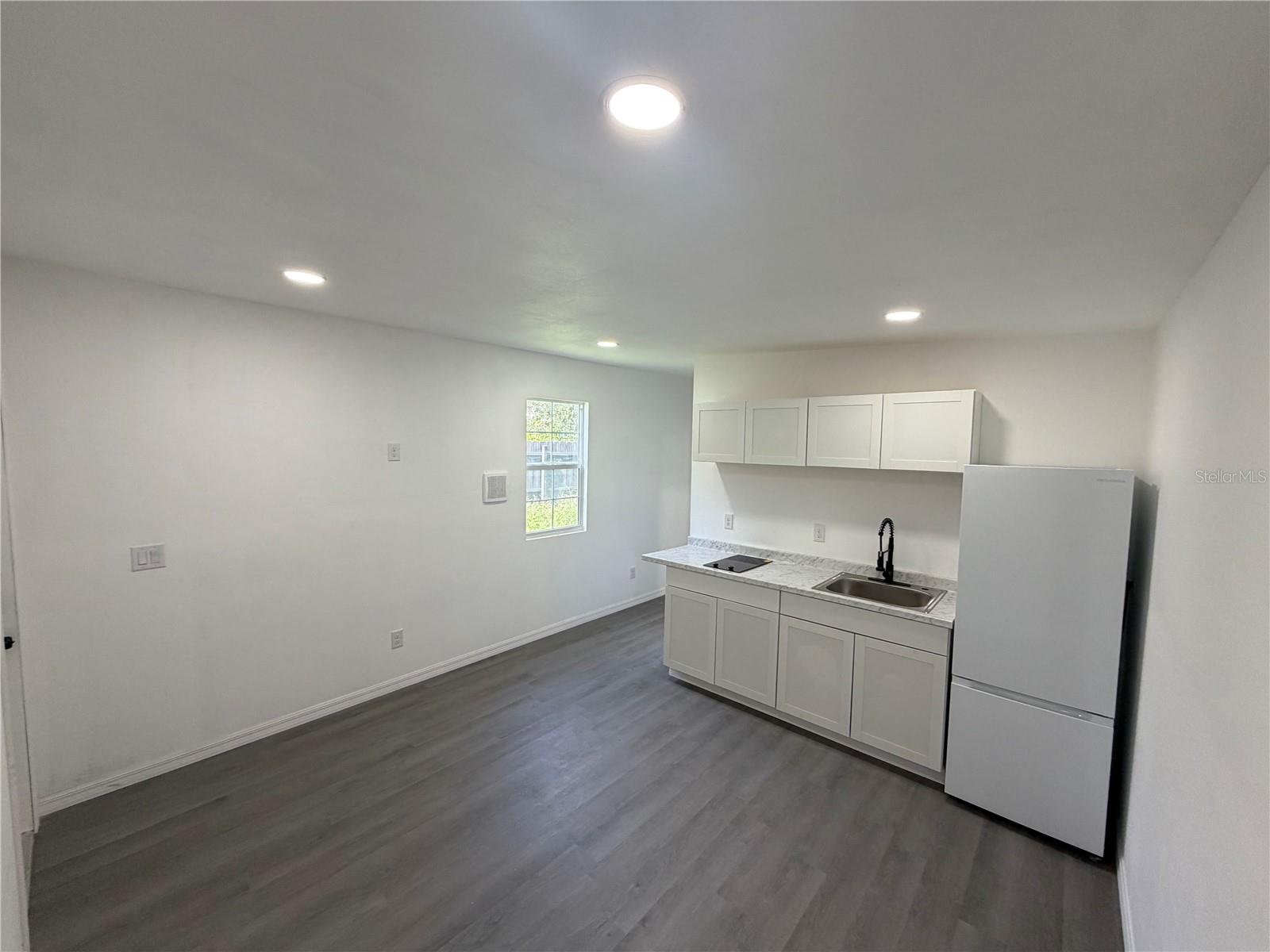 3405 N 13TH ST #A & B — photo 2