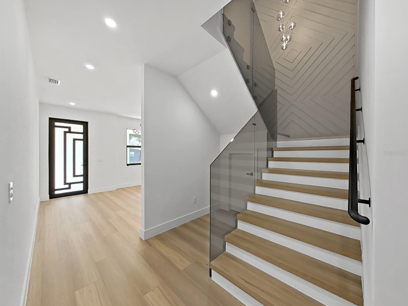 1505 W GRACE ST — photo 7