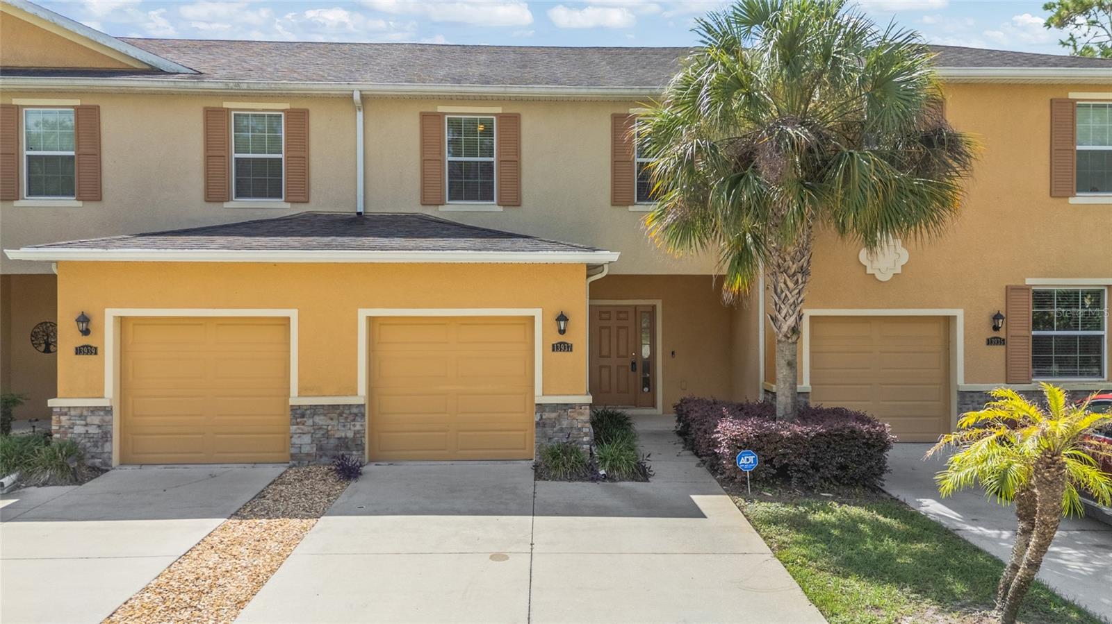 13937 SNAPPER FIN LN