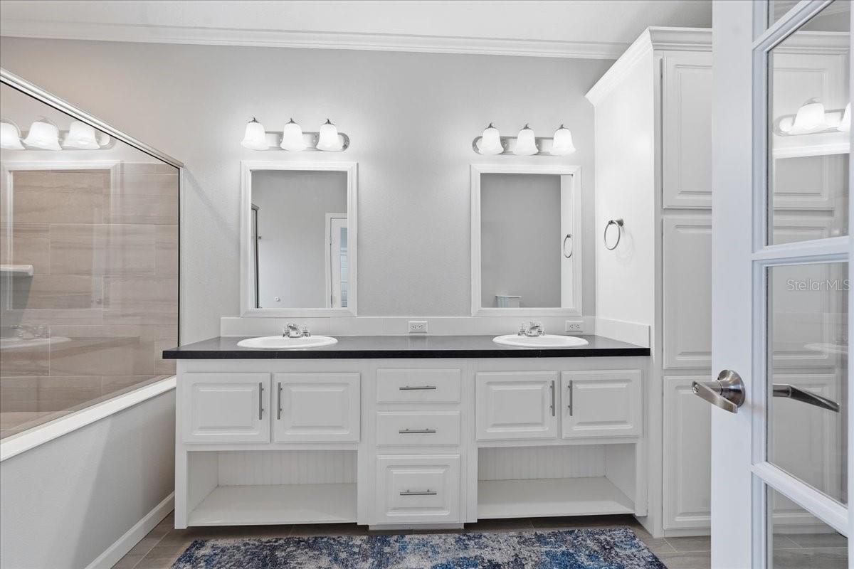 8903 SHELDON WEST DR — photo 4