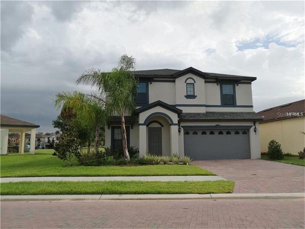 15213 ANTILLES ISLE LN