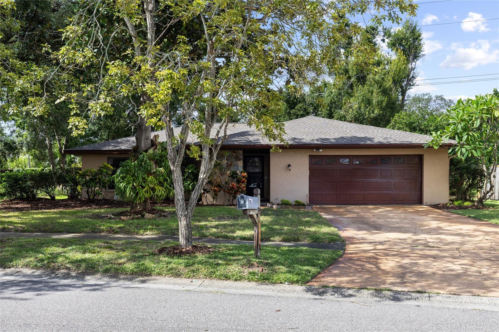 3307 DEL PRADO CT