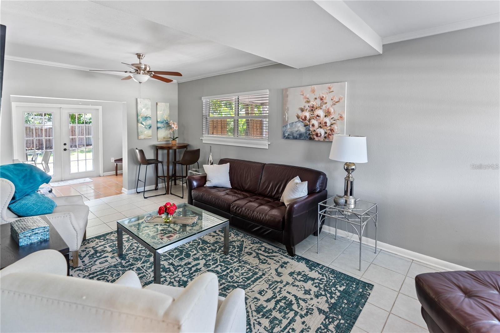 3005 W HELEN AVE — photo 6