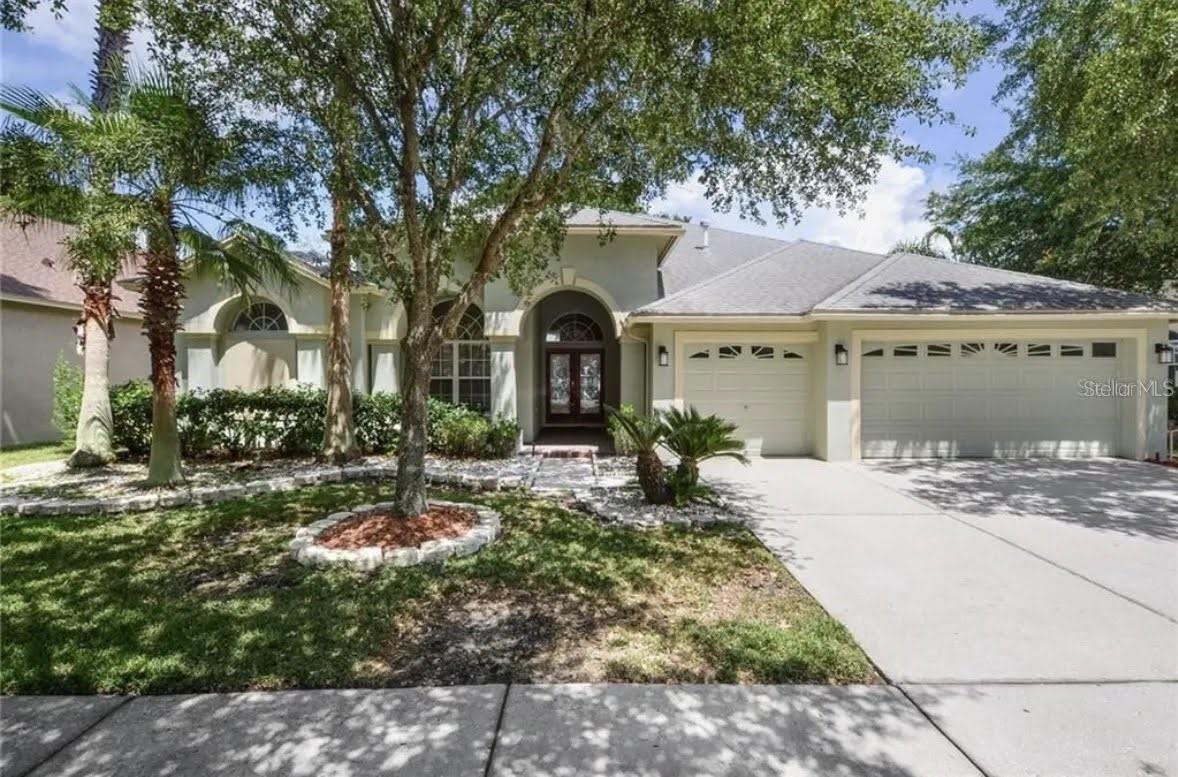 8357 GOLDEN PRAIRIE DR
