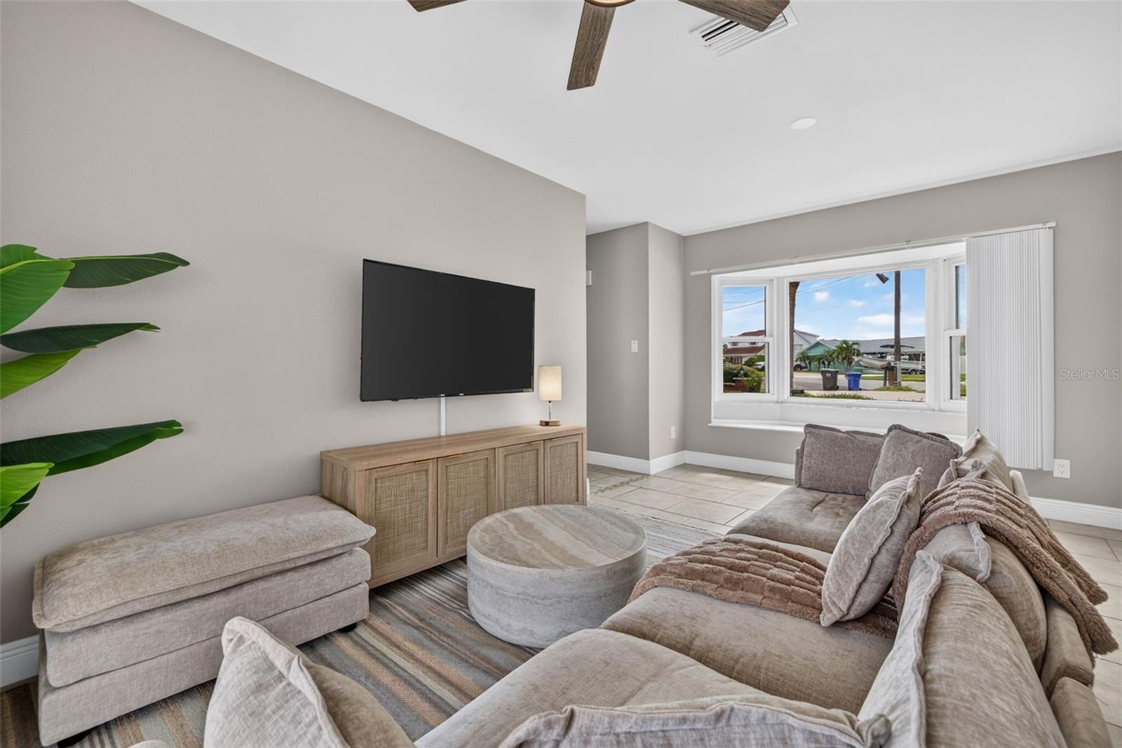 8727 BAY CREST LN — photo 6