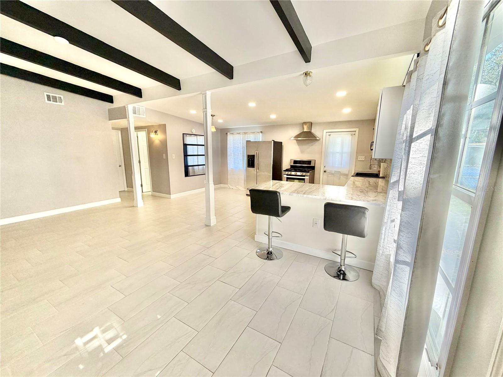 1312 WINDSOR WAY — photo 4