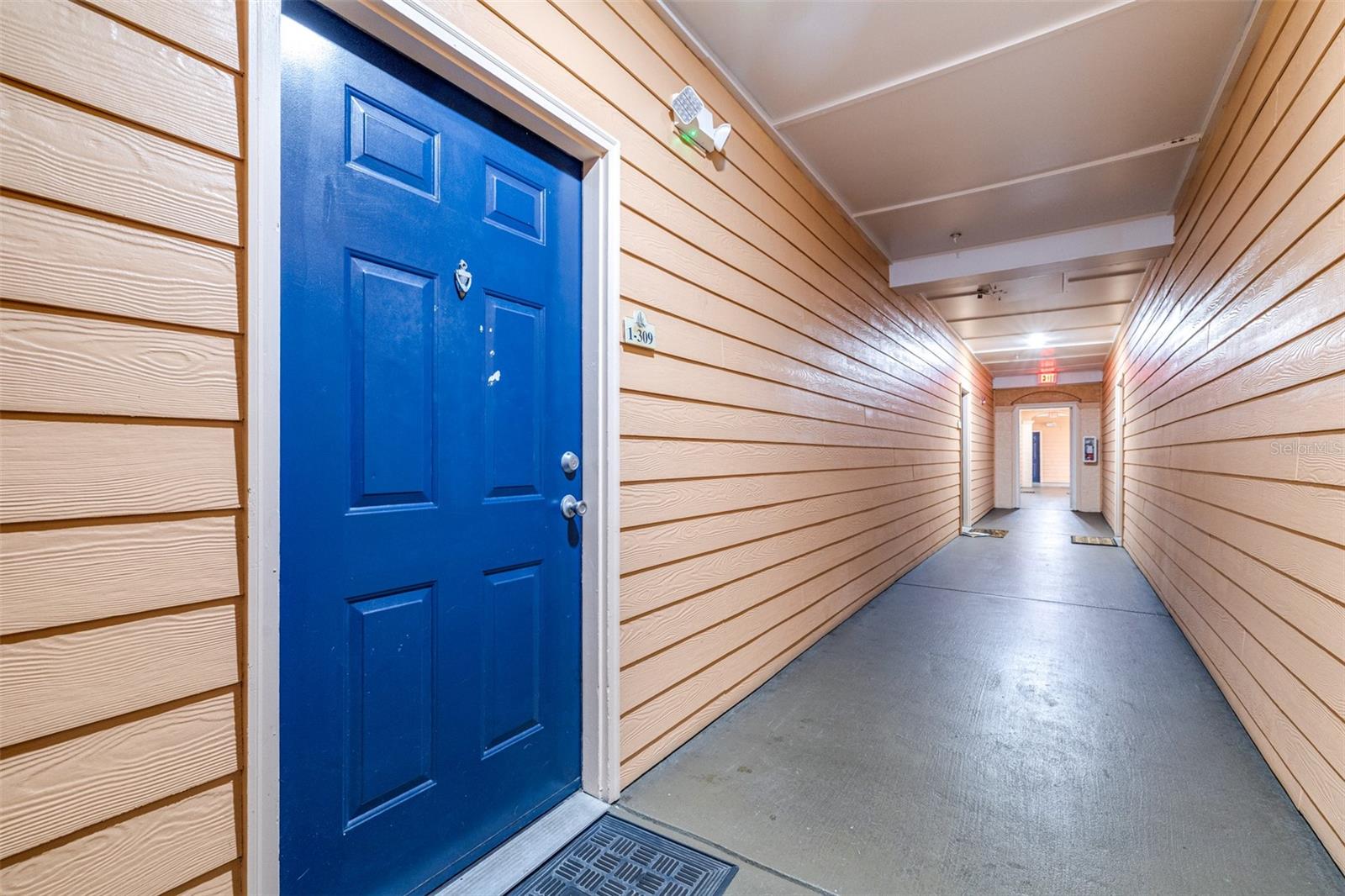 5000 CULBREATH KEY WAY #1-309 — photo 4