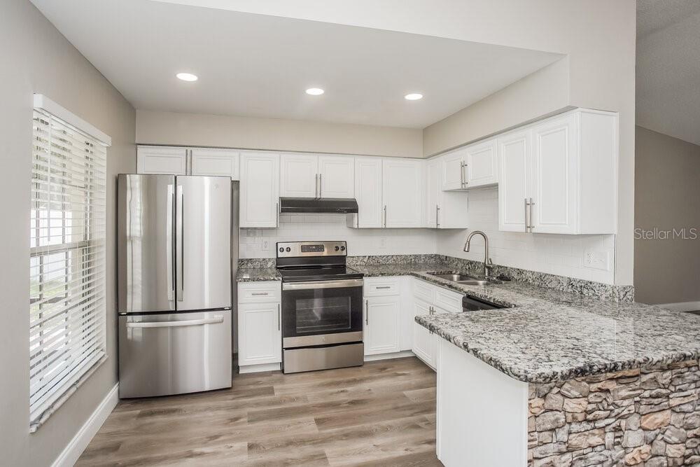14007 RIDGEDALE WAY — photo 5