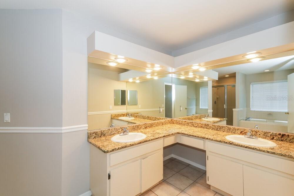 17703 PARKWAY GREEN LN — photo 12