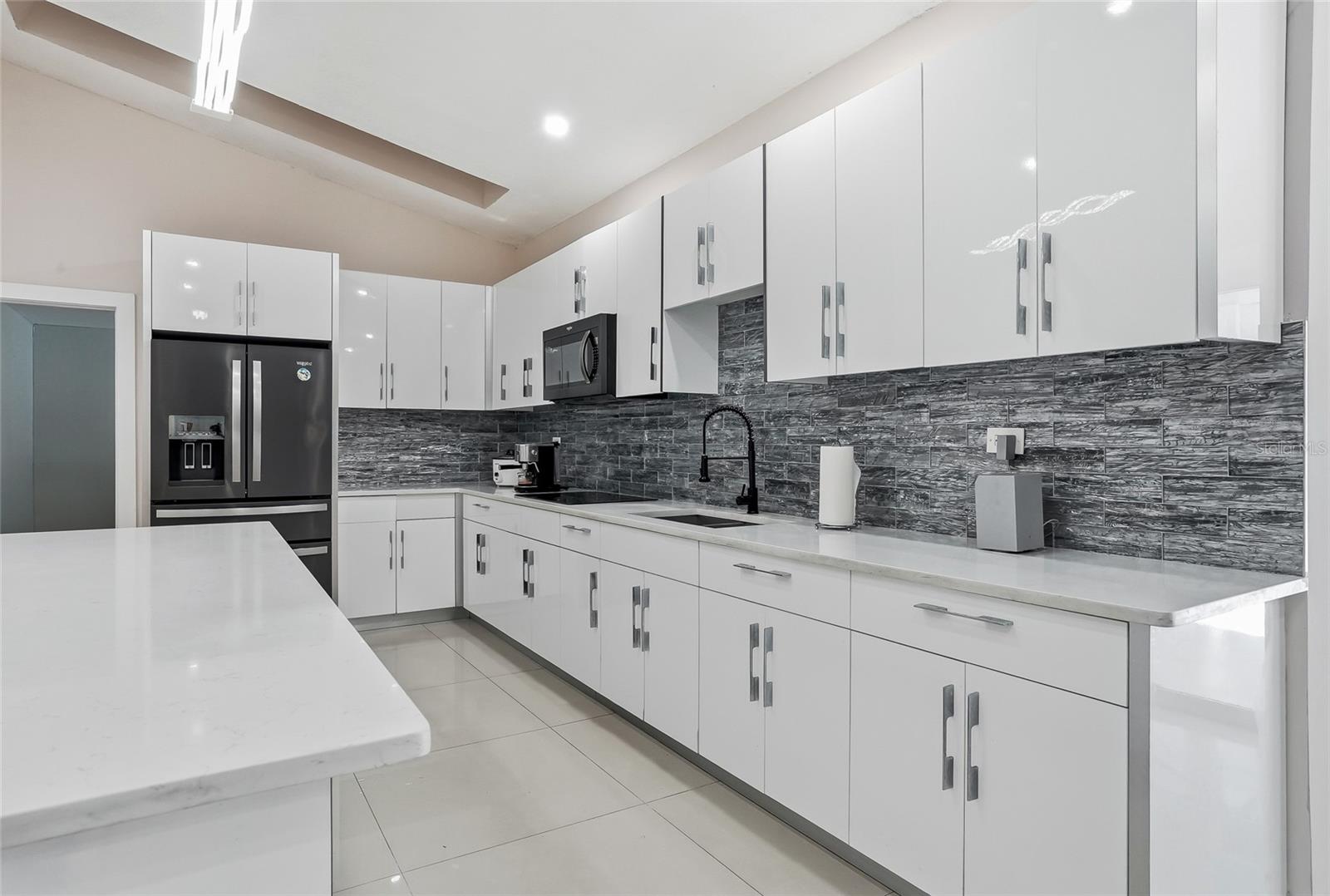 12726 BARRETT DR — photo 11
