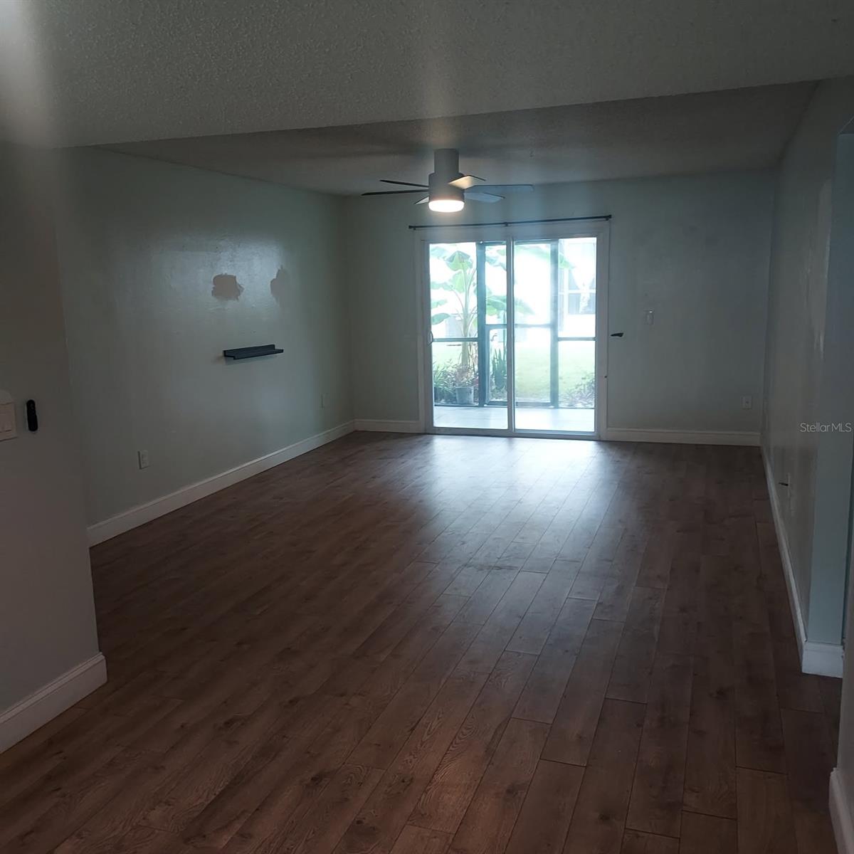 14472 REUTER STRASSE CIR #404 — photo 2