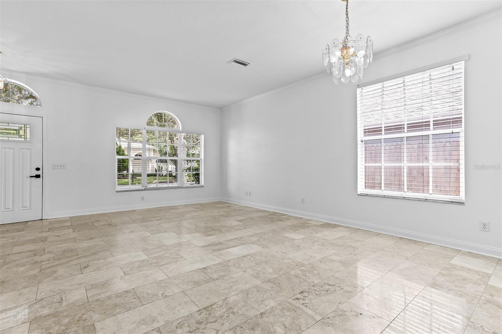 18120 PALM BREEZE DR — photo 3
