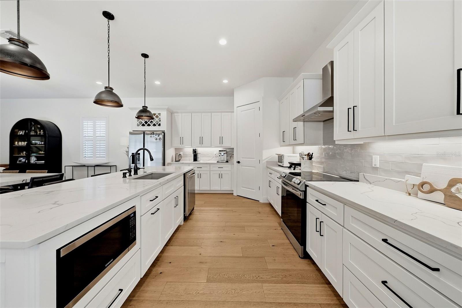 3508 W EUCLID AVE — photo 8
