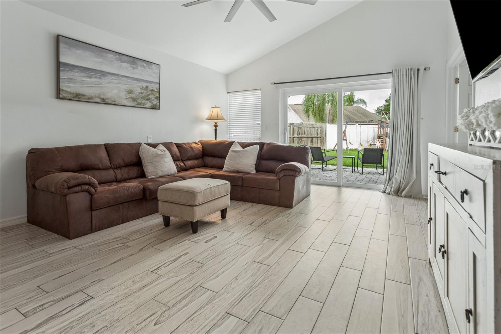13612 COLORADO PL — photo 11