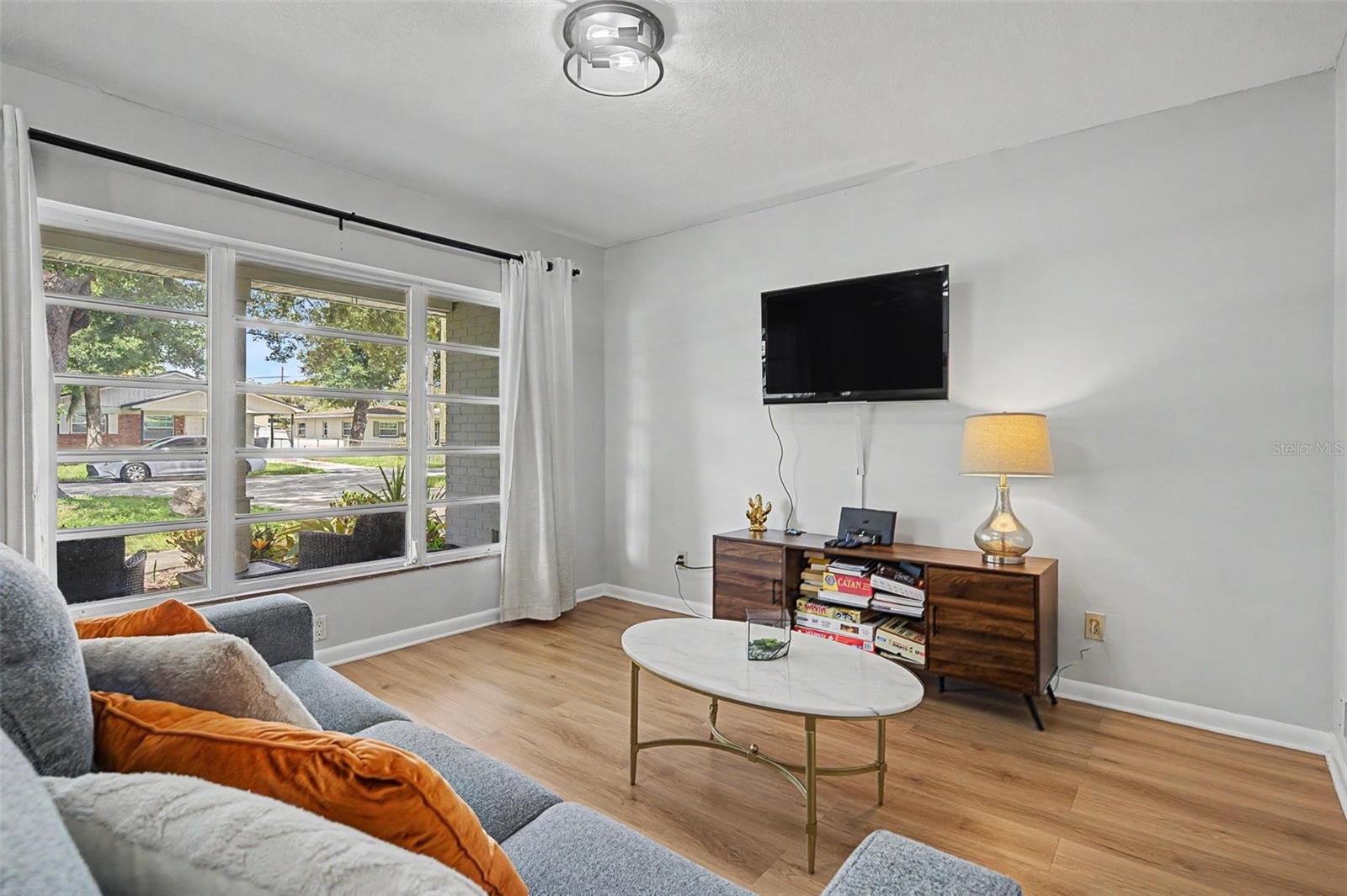 3606 W GRAY ST — photo 4