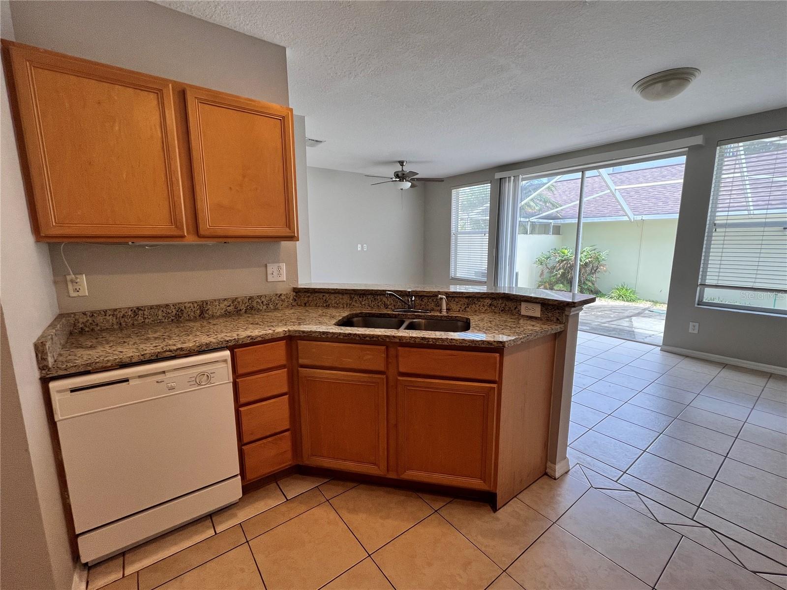 10008 TATE LN — photo 2