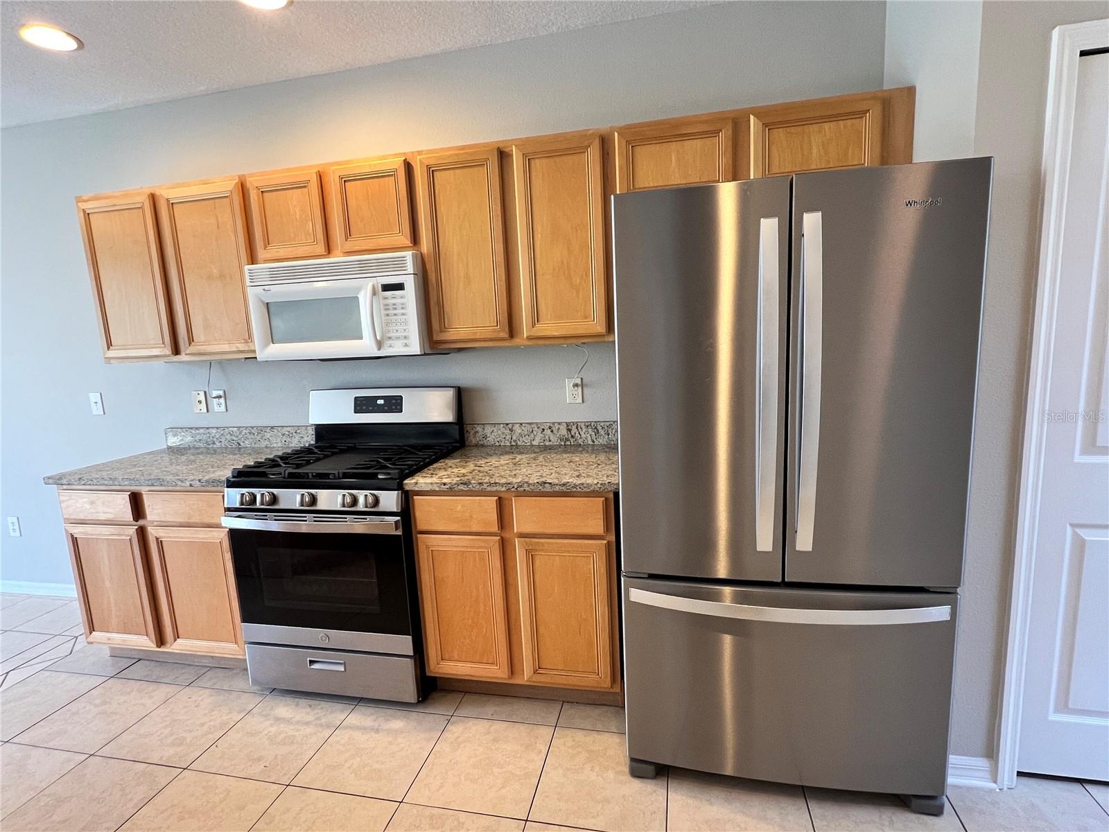 10008 TATE LN — photo 3