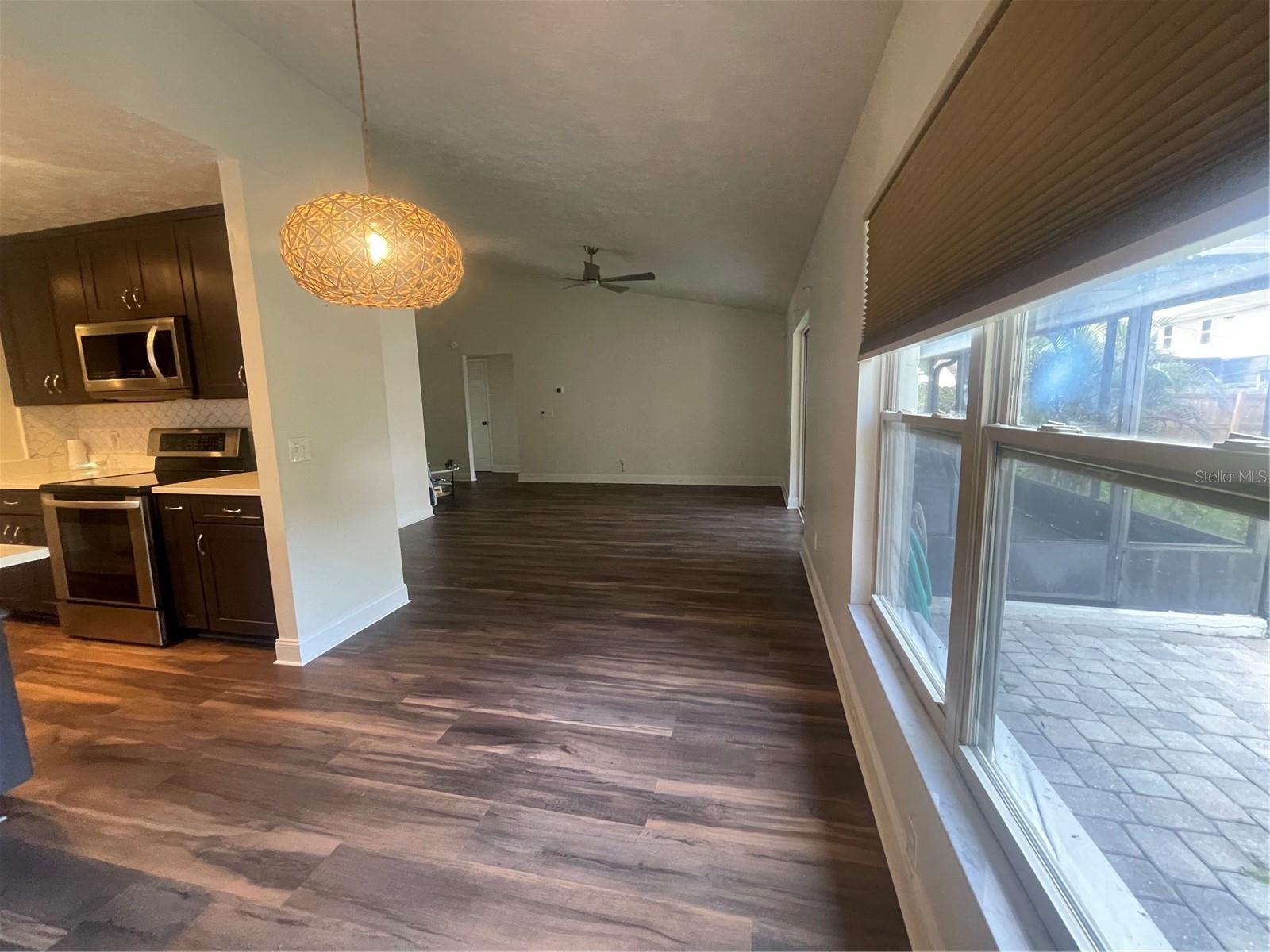 6806 S GABRIELLE ST — photo 11