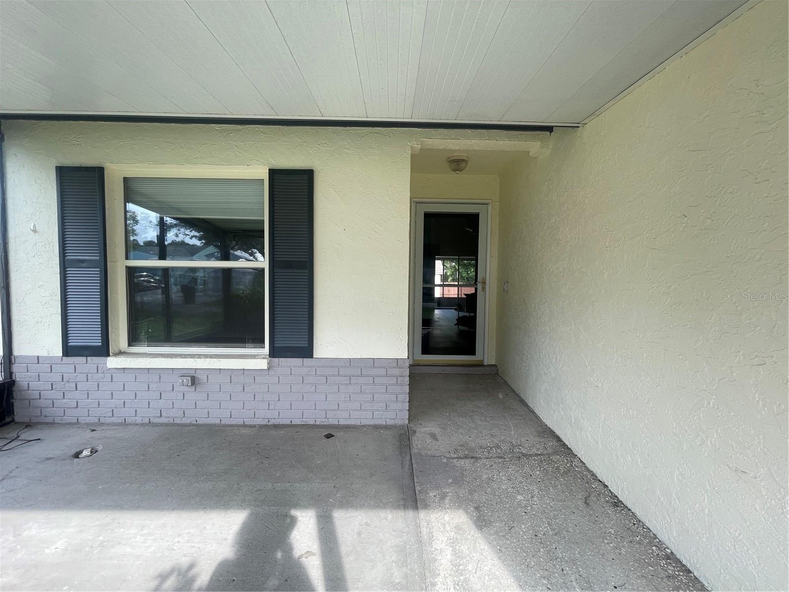 6806 S GABRIELLE ST — photo 3