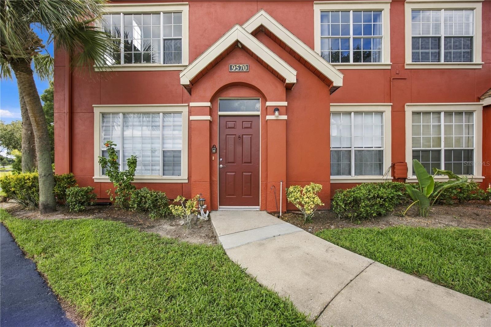9570 LAKE CHASE ISLAND WAY #9570 — photo 2