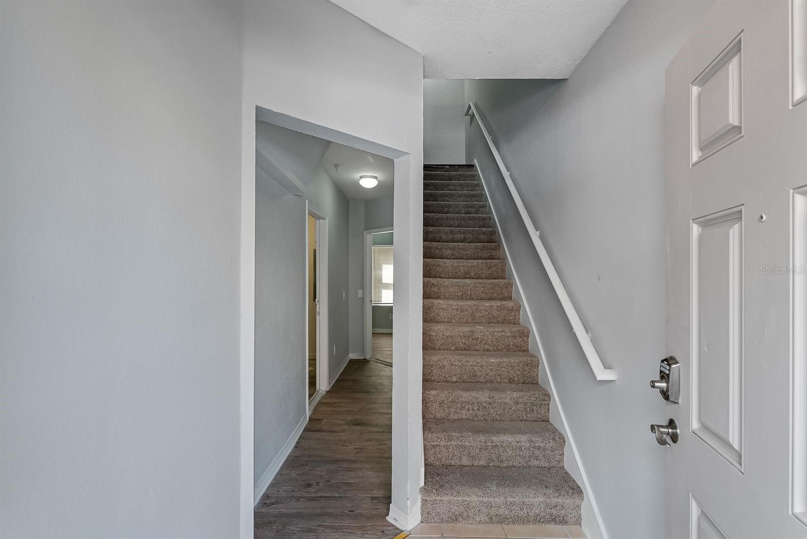 5710 LAS VENTANAS DR — photo 6