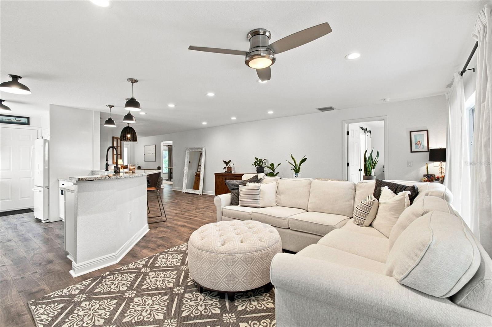 7308 S WEST SHORE BLVD — photo 9
