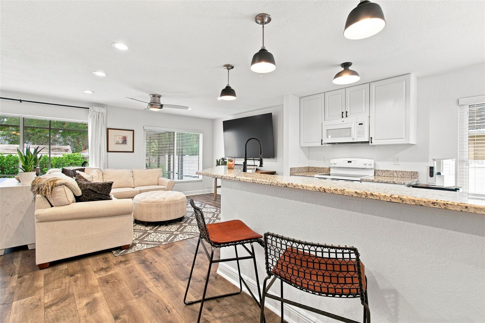 7308 S WEST SHORE BLVD — photo 10
