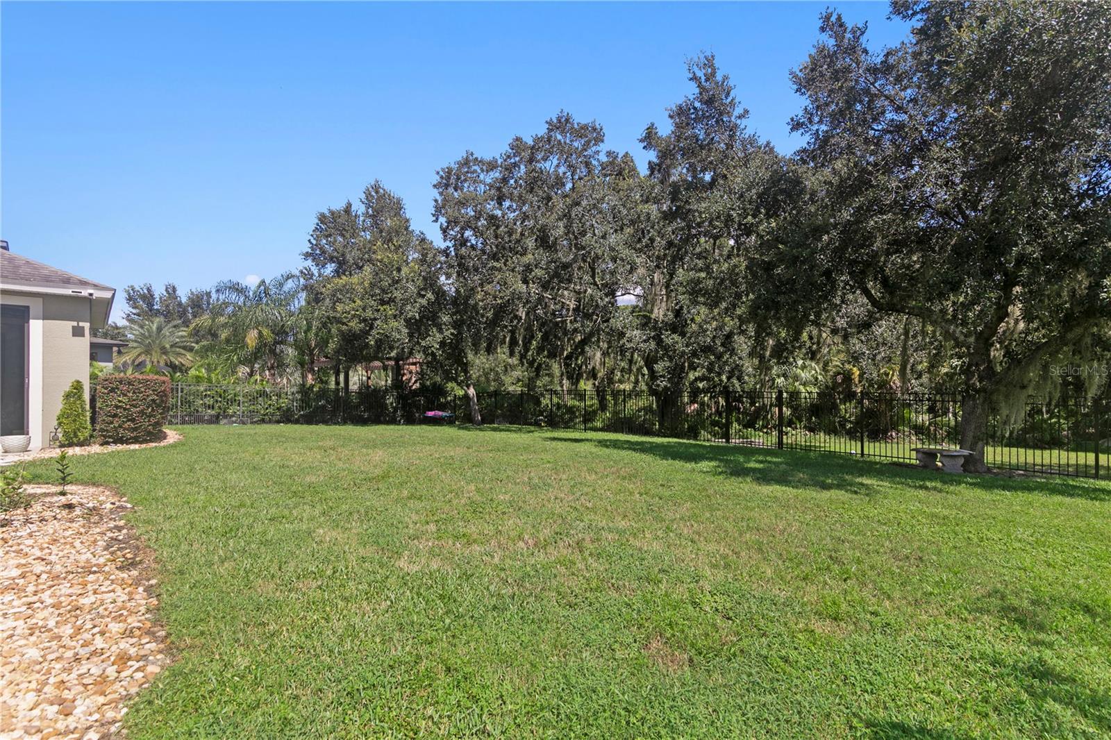 7931 HAMPTON LAKE DR — photo 5