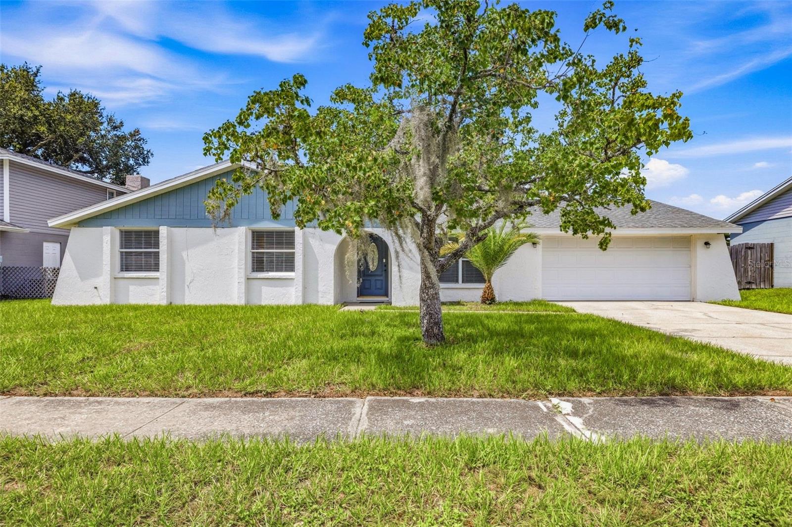 16506 FORESTLAKE DR