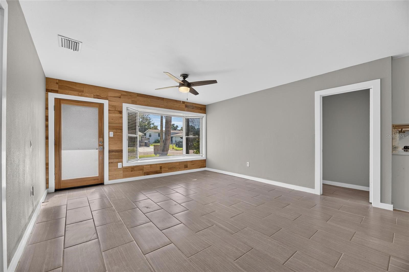 4511 S GAINES RD — photo 11