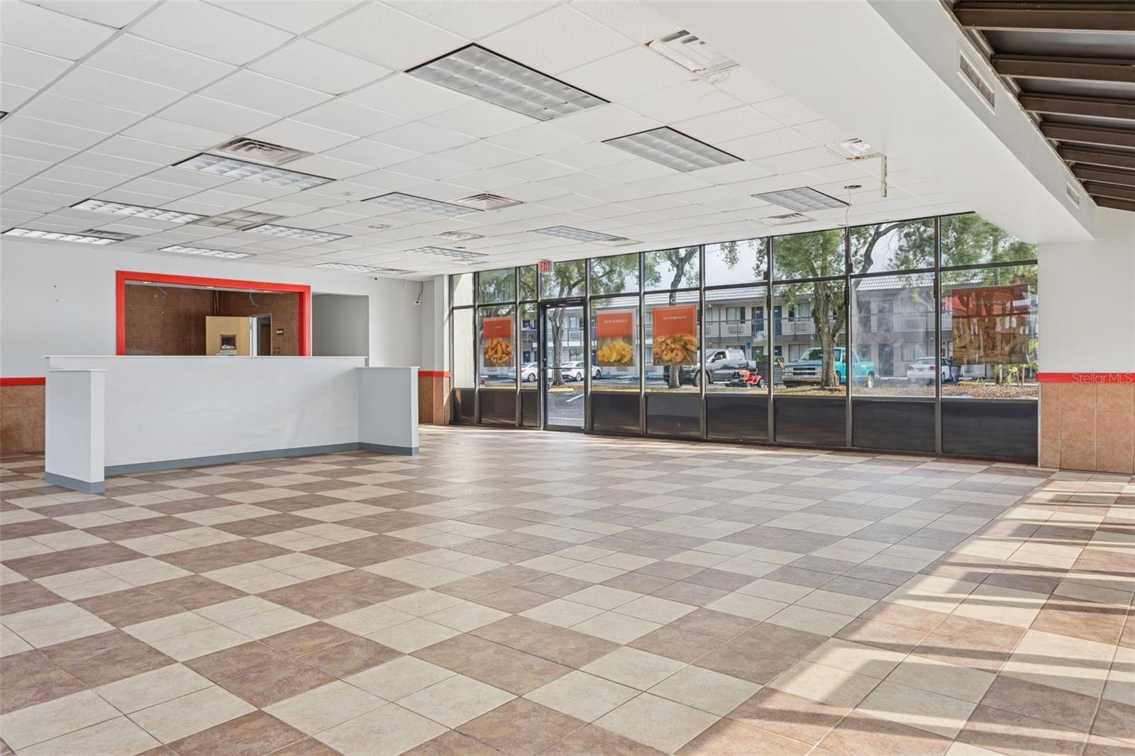 6620 E DR MARTIN LUTHER KING JR BLVD — photo 3
